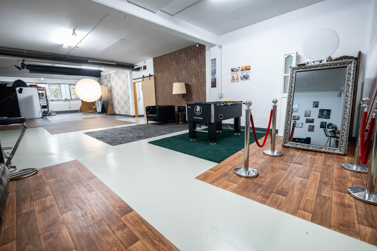 PR-Arts 300 m² Fotostudio Oberstenfeld — Set 1