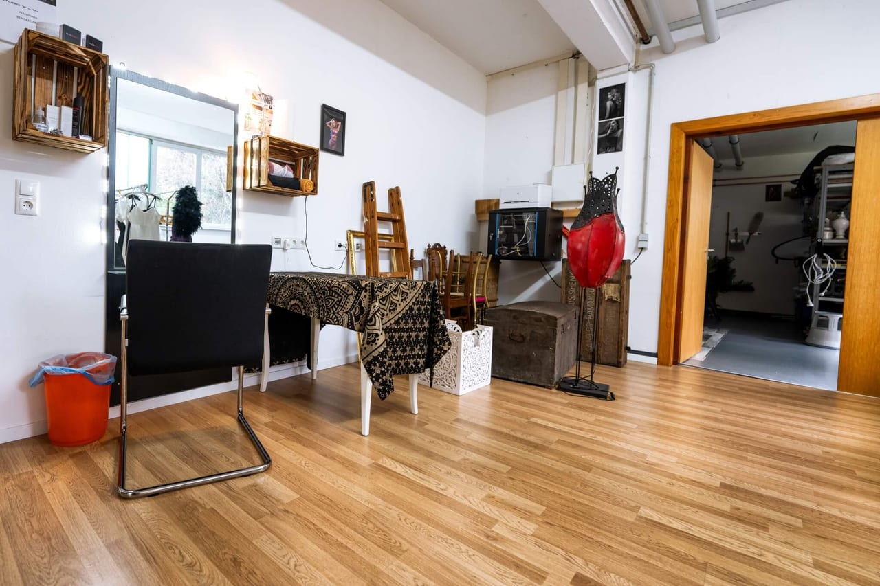 PR-Arts 300 m² Fotostudio Oberstenfeld — Set 3