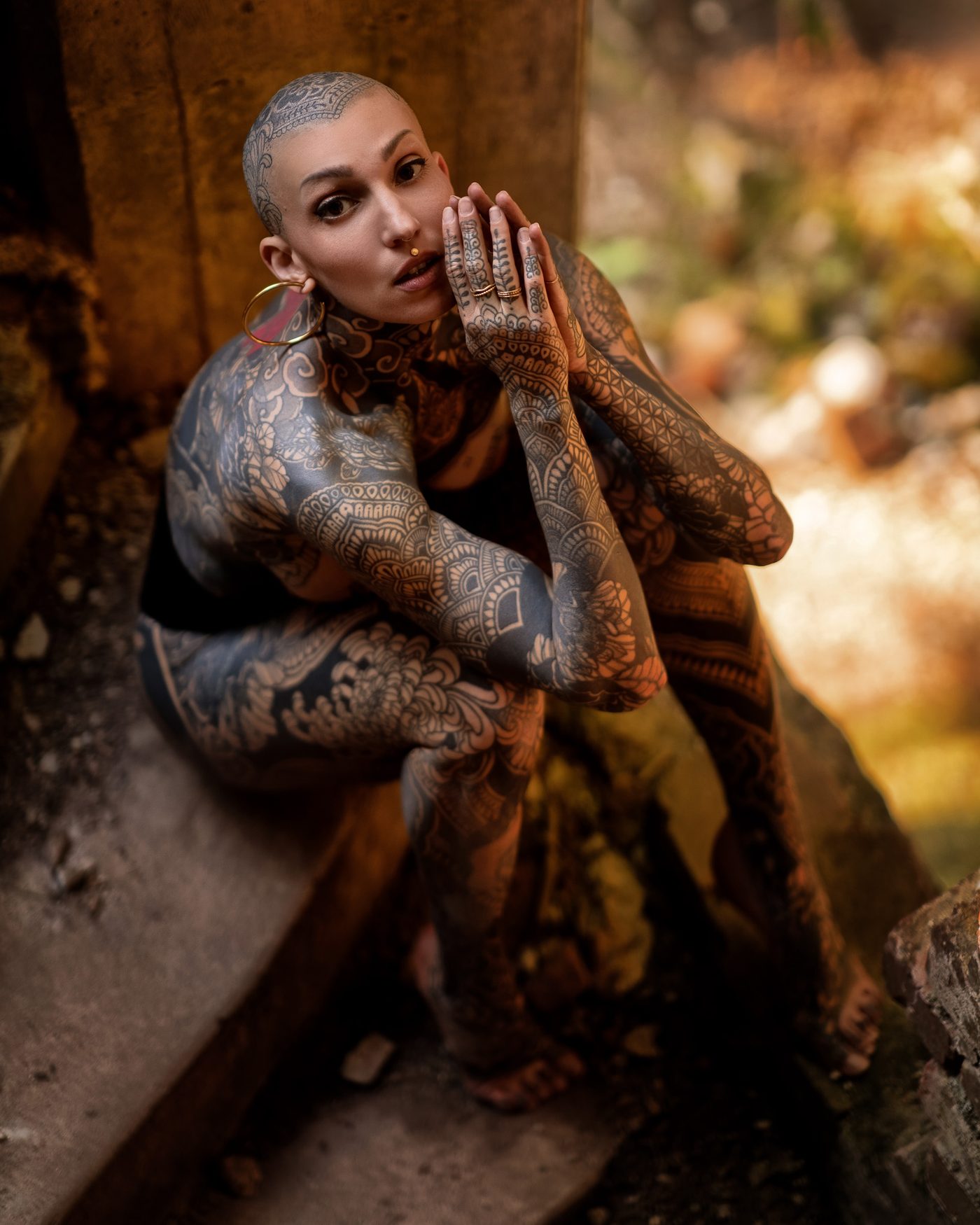 Sabrina Alves — Tattoo-Akt, Schwarzweiß (12)
